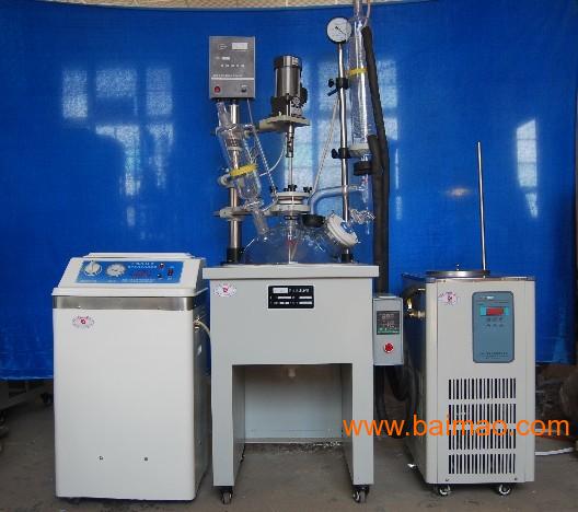 多功能反应釜,多功能反应釜生产厂家,多功能反应釜价格