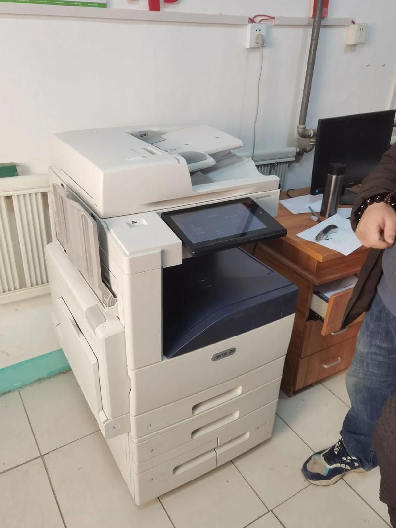 施乐8070多功能数码复印机安装完成，工厂直销优惠进行中